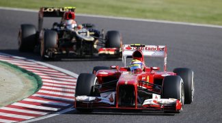 ferrari-surveille-son-retro