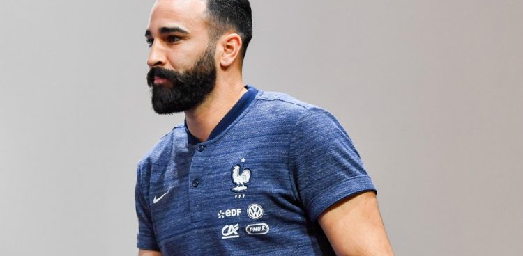 Adil Rami en équipe de France.
