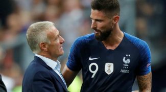 deschamps-previent-encore-giroud
