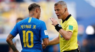 un-lourd-passif-entre-neymar-et-larbitre-de-city-psg