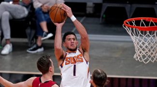 jo-de-tokyo-les-usa-avec-booker-et-beal