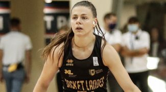 basket-lfb-le-trio-de-chasse-reste-soude