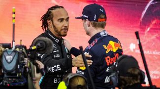 hamilton-milite-pour-un-plan-anti-red-bull