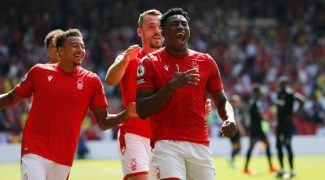 nottingham-reste-en-course-pour-la-c1