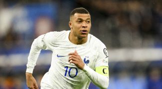 le-discours-de-patron-de-mbappe-a-la-mi-temps