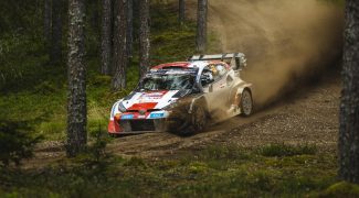rallye-destonie-rovanpera-finit-la-journee-en-tete