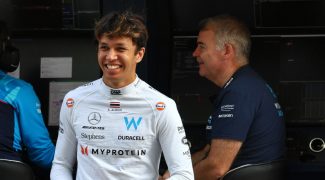 albon-de-retour-chez-red-bull-en-2026
