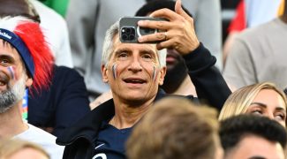 nagui-avec-une-legende-du-sport-ca-tourne-mal