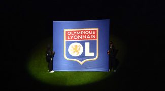 lol-sort-un-maillot-collector-pour-ses-75-ans