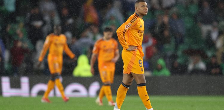 le-real-battu-mbappe-muet