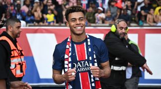 trophees-unfp-doue-designe-meilleur-espoir-de-l1
