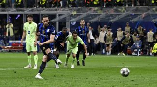 inter-barca-tres-lourdes-accusations-contre-larbitre