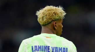 rayan-lamine-yamal-tente-de-passer-incognito