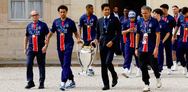 Luis Campos, Marquinhos, Nasser al-Khelaïfi et Luis Enrique (PSG)